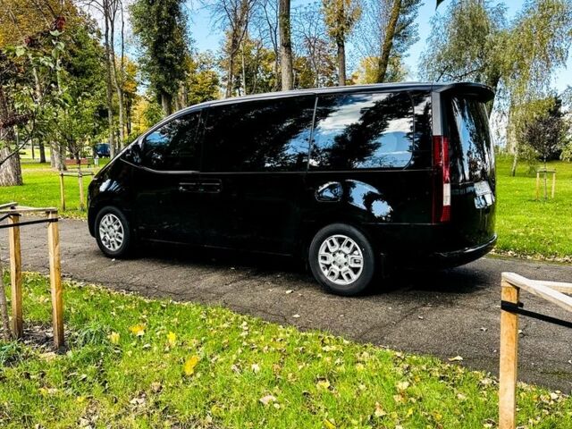 Чорний Хендай Інша, об'ємом двигуна 2.2 л та пробігом 62 тис. км за 37500 $, фото 2 на Automoto.ua