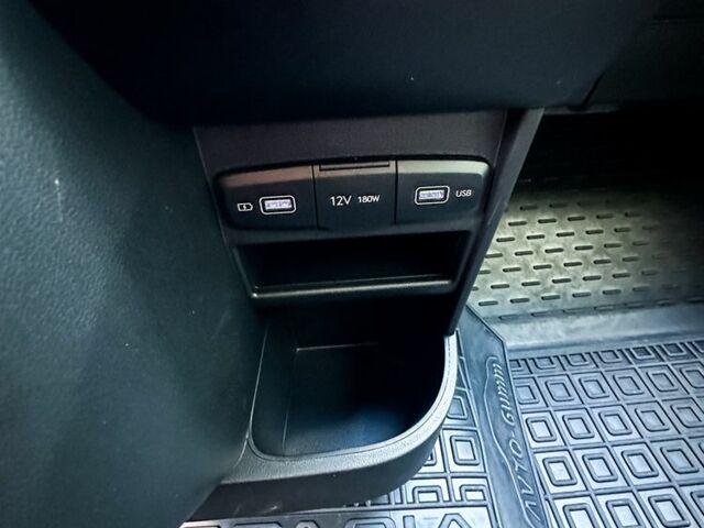 Чорний Хендай Інша, об'ємом двигуна 2.2 л та пробігом 62 тис. км за 37500 $, фото 17 на Automoto.ua