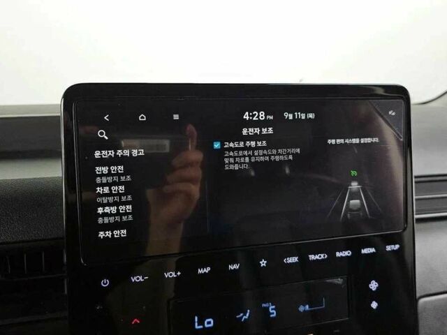 Чорний Хендай Інша, об'ємом двигуна 2.2 л та пробігом 29 тис. км за 22300 $, фото 8 на Automoto.ua