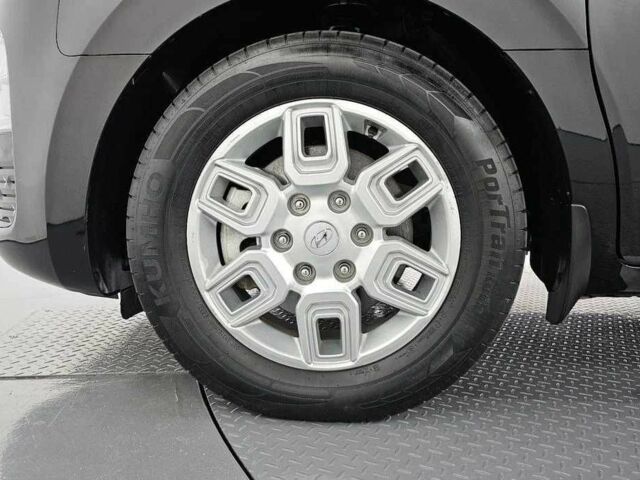 Чорний Хендай Інша, об'ємом двигуна 2.2 л та пробігом 29 тис. км за 22300 $, фото 15 на Automoto.ua