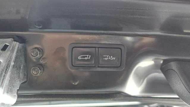 Чорний Хендай Інша, об'ємом двигуна 2.2 л та пробігом 29 тис. км за 22300 $, фото 16 на Automoto.ua