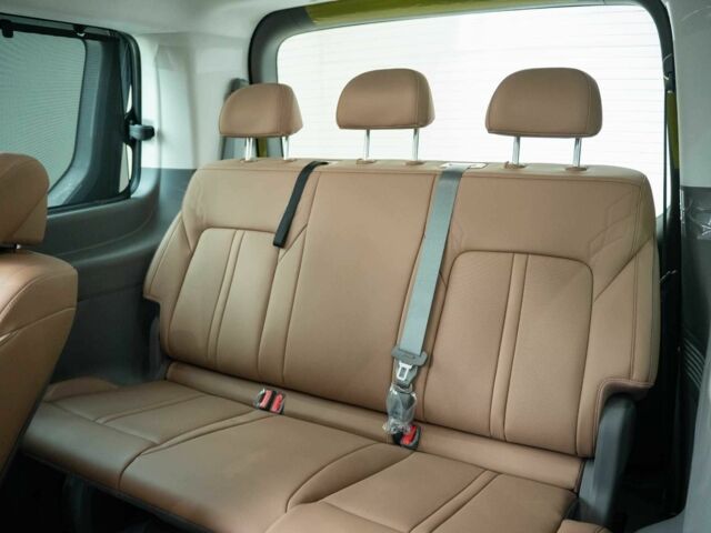 Черный Хендай Другая, объемом двигателя 2.2 л и пробегом 1 тыс. км за 62143 $, фото 5 на Automoto.ua