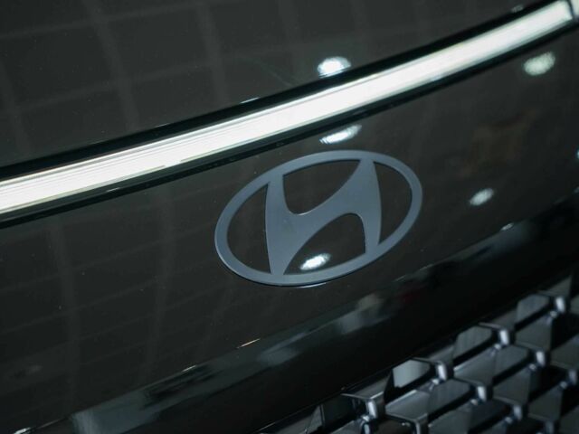 Черный Хендай Другая, объемом двигателя 2.2 л и пробегом 1 тыс. км за 62143 $, фото 9 на Automoto.ua