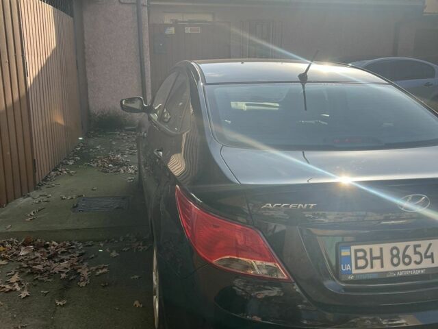 Чорний Хендай Інша, об'ємом двигуна 1.4 л та пробігом 10 тис. км за 10000 $, фото 1 на Automoto.ua