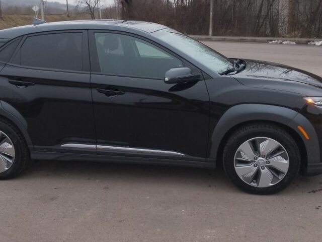 Чорний Хендай Інша, об'ємом двигуна 0 л та пробігом 115 тис. км за 16000 $, фото 3 на Automoto.ua