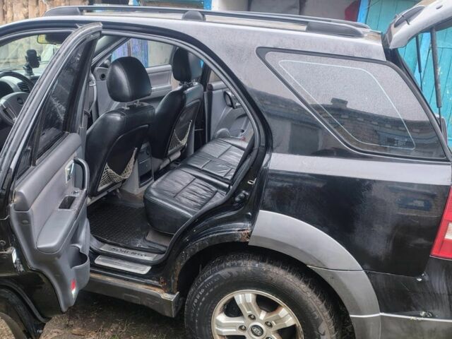 Черный Хендай Другая, объемом двигателя 0 л и пробегом 12 тыс. км за 4500 $, фото 2 на Automoto.ua