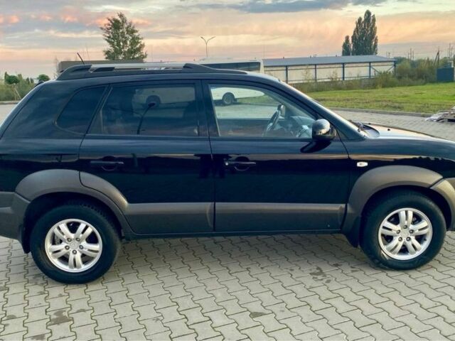 Черный Хендай Другая, объемом двигателя 2 л и пробегом 225 тыс. км за 8200 $, фото 7 на Automoto.ua