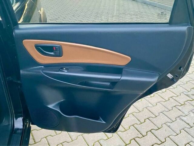 Черный Хендай Другая, объемом двигателя 2 л и пробегом 225 тыс. км за 8200 $, фото 17 на Automoto.ua