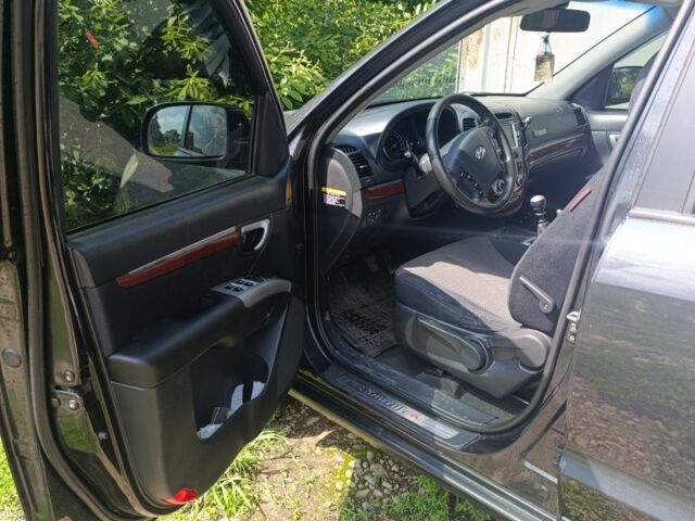 Черный Хендай Другая, объемом двигателя 2.7 л и пробегом 283 тыс. км за 8300 $, фото 5 на Automoto.ua