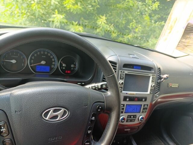 Черный Хендай Другая, объемом двигателя 2.7 л и пробегом 283 тыс. км за 8300 $, фото 12 на Automoto.ua