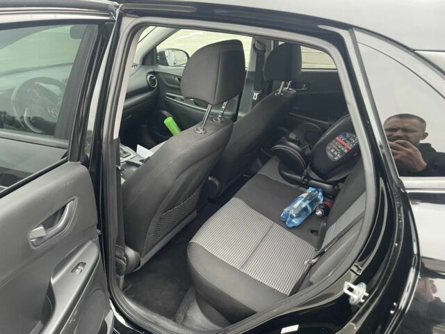 Черный Хендай Другая, объемом двигателя 2 л и пробегом 150 тыс. км за 15000 $, фото 13 на Automoto.ua