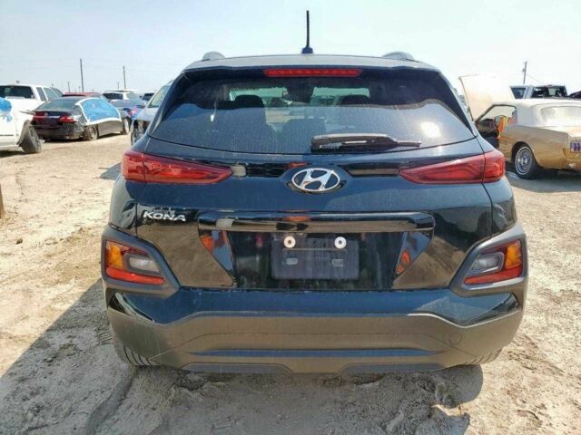 Черный Хендай Другая, объемом двигателя 2 л и пробегом 77 тыс. км за 2500 $, фото 5 на Automoto.ua