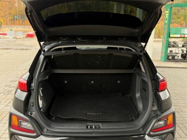 Черный Хендай Другая, объемом двигателя 0 л и пробегом 126 тыс. км за 13599 $, фото 19 на Automoto.ua