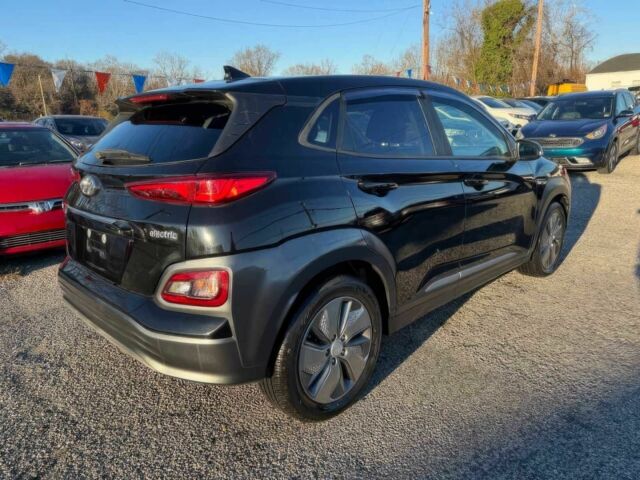 Черный Хендай Другая, объемом двигателя 0 л и пробегом 33 тыс. км за 1600 $, фото 7 на Automoto.ua