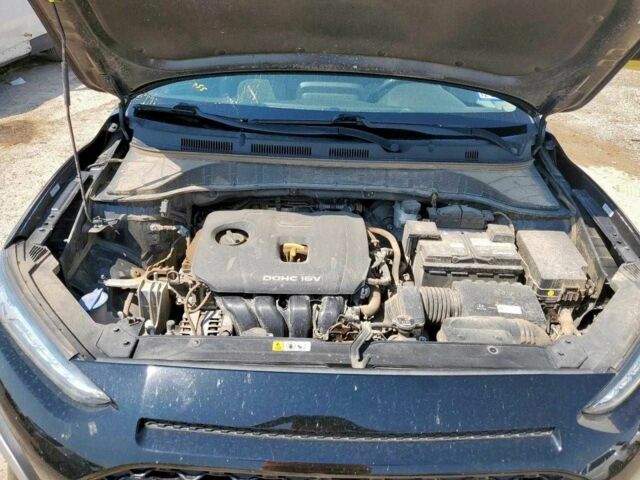 Черный Хендай Другая, объемом двигателя 2 л и пробегом 77 тыс. км за 2500 $, фото 10 на Automoto.ua