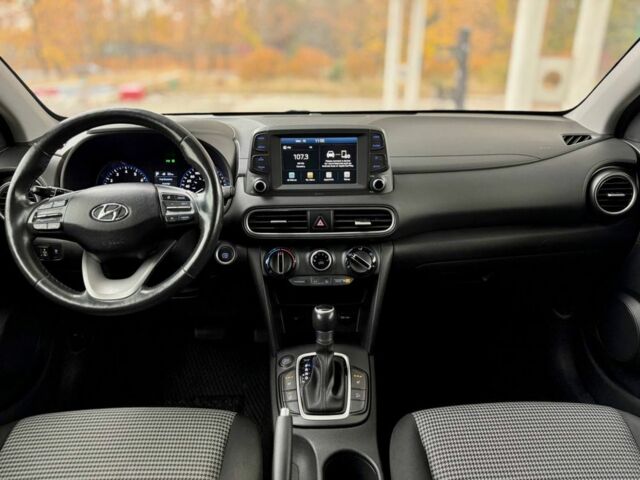 Черный Хендай Другая, объемом двигателя 0 л и пробегом 126 тыс. км за 13599 $, фото 17 на Automoto.ua