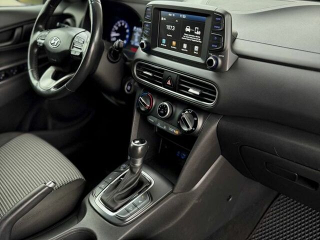 Черный Хендай Другая, объемом двигателя 0 л и пробегом 126 тыс. км за 13599 $, фото 13 на Automoto.ua