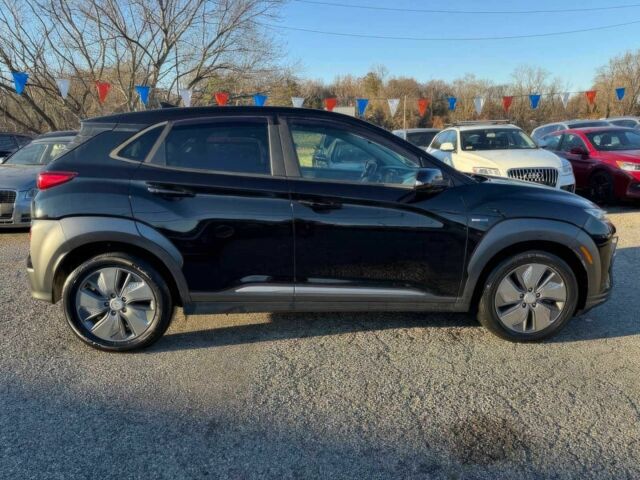 Черный Хендай Другая, объемом двигателя 0 л и пробегом 33 тыс. км за 1600 $, фото 3 на Automoto.ua