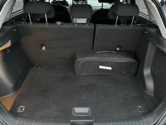 Черный Хендай Другая, объемом двигателя 0 л и пробегом 41 тыс. км за 20500 $, фото 13 на Automoto.ua