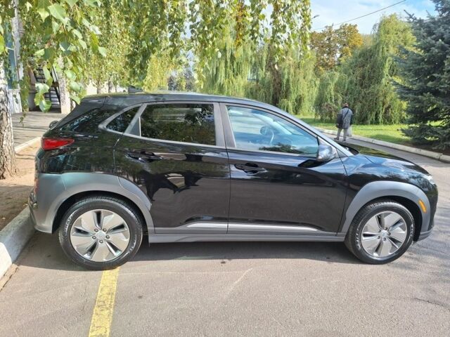 Черный Хендай Другая, объемом двигателя 0 л и пробегом 44 тыс. км за 17400 $, фото 7 на Automoto.ua