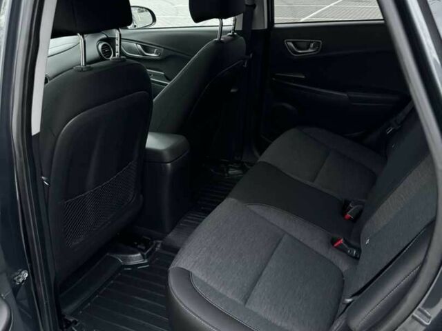 Черный Хендай Другая, объемом двигателя 0 л и пробегом 41 тыс. км за 20500 $, фото 14 на Automoto.ua