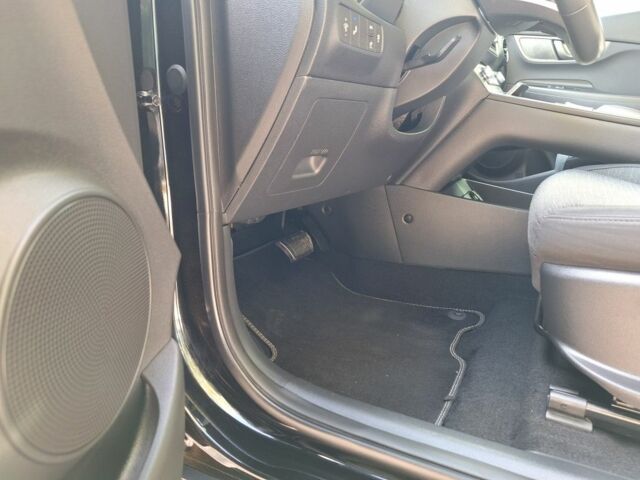 Черный Хендай Другая, объемом двигателя 0 л и пробегом 44 тыс. км за 17400 $, фото 6 на Automoto.ua