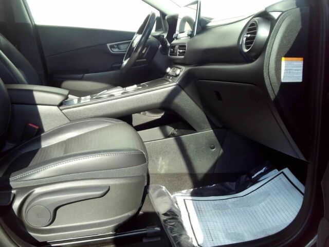 Черный Хендай Другая, объемом двигателя 0 л и пробегом 20 тыс. км за 9000 $, фото 6 на Automoto.ua