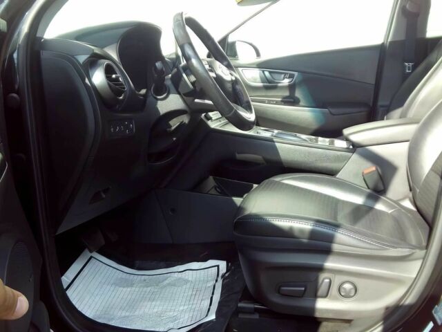 Черный Хендай Другая, объемом двигателя 0 л и пробегом 20 тыс. км за 9000 $, фото 7 на Automoto.ua