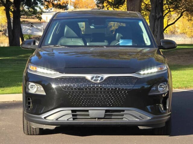 Черный Хендай Другая, объемом двигателя 0 л и пробегом 17 тыс. км за 8000 $, фото 1 на Automoto.ua