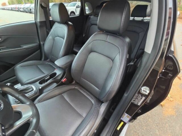 Черный Хендай Другая, объемом двигателя 1.6 л и пробегом 16 тыс. км за 11000 $, фото 6 на Automoto.ua