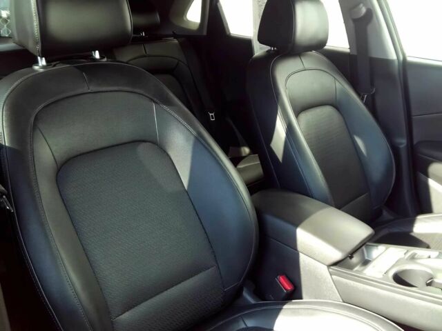 Черный Хендай Другая, объемом двигателя 0 л и пробегом 20 тыс. км за 9000 $, фото 8 на Automoto.ua