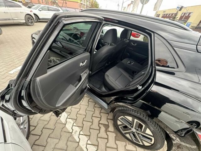 Черный Хендай Другая, объемом двигателя 2 л и пробегом 40 тыс. км за 18400 $, фото 16 на Automoto.ua