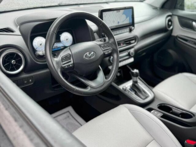 Чорний Хендай Інша, об'ємом двигуна 1.6 л та пробігом 17 тис. км за 13000 $, фото 5 на Automoto.ua