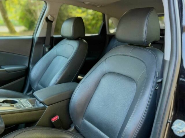 Черный Хендай Другая, объемом двигателя 0 л и пробегом 28 тыс. км за 6800 $, фото 11 на Automoto.ua