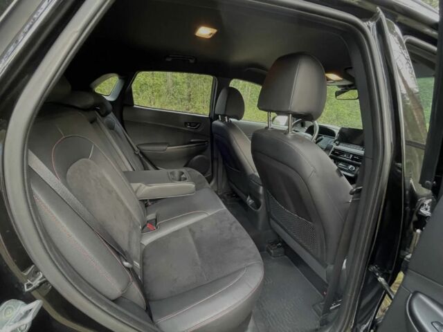 Черный Хендай Другая, объемом двигателя 2 л и пробегом 38 тыс. км за 11200 $, фото 4 на Automoto.ua