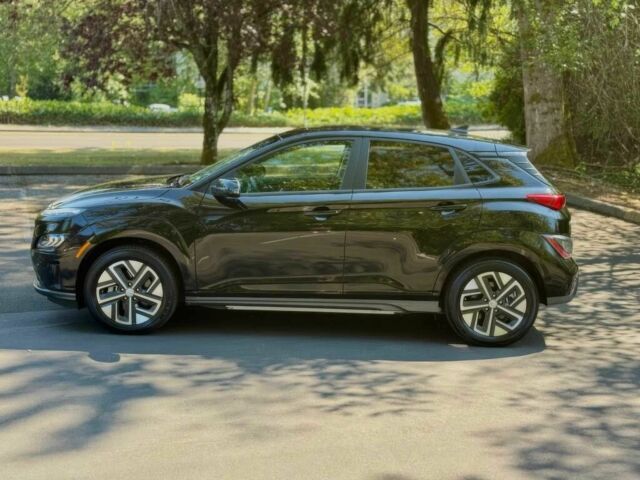 Черный Хендай Другая, объемом двигателя 0 л и пробегом 22 тыс. км за 10000 $, фото 3 на Automoto.ua