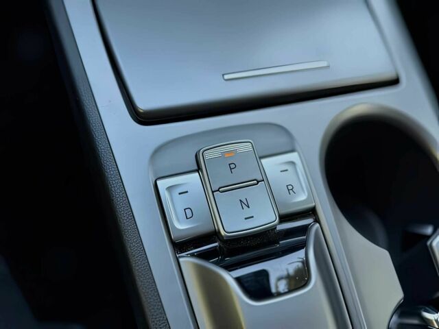 Черный Хендай Другая, объемом двигателя 0 л и пробегом 12 тыс. км за 13900 $, фото 11 на Automoto.ua