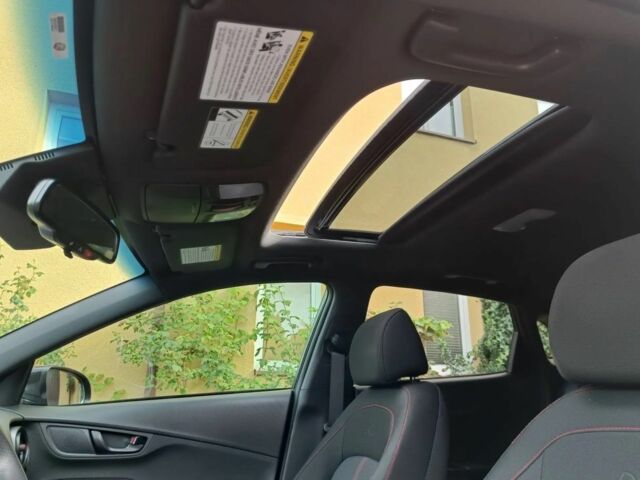 Черный Хендай Другая, объемом двигателя 0 л и пробегом 21 тыс. км за 13500 $, фото 10 на Automoto.ua