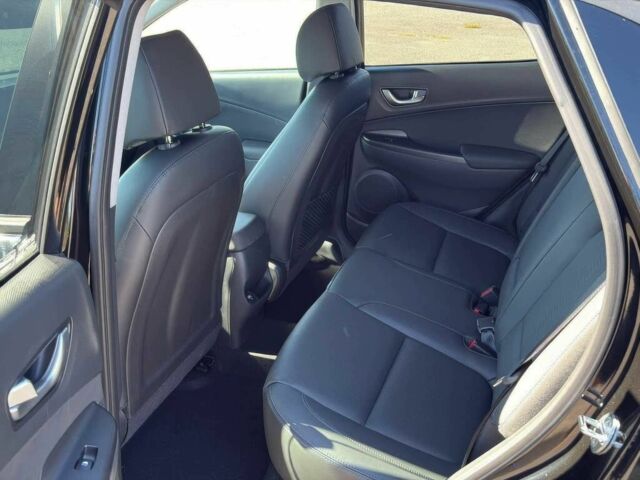 Чорний Хендай Інша, об'ємом двигуна 0 л та пробігом 21 тис. км за 7900 $, фото 10 на Automoto.ua