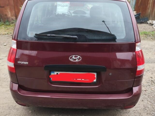 Красный Хендай Другая, объемом двигателя 1.6 л и пробегом 210 тыс. км за 3693 $, фото 2 на Automoto.ua