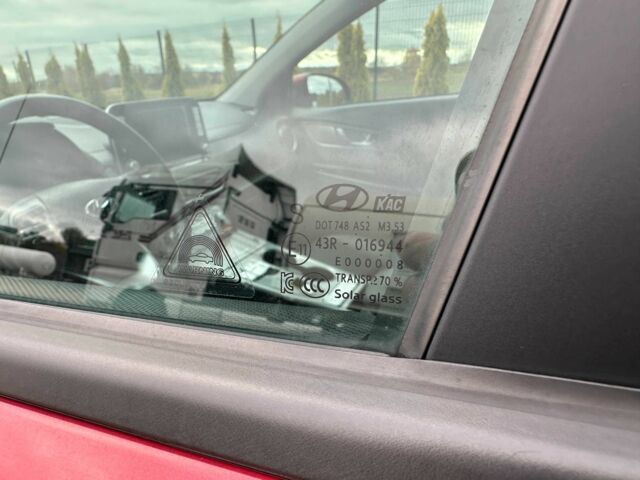 Красный Хендай Другая, объемом двигателя 0 л и пробегом 153 тыс. км за 16300 $, фото 23 на Automoto.ua