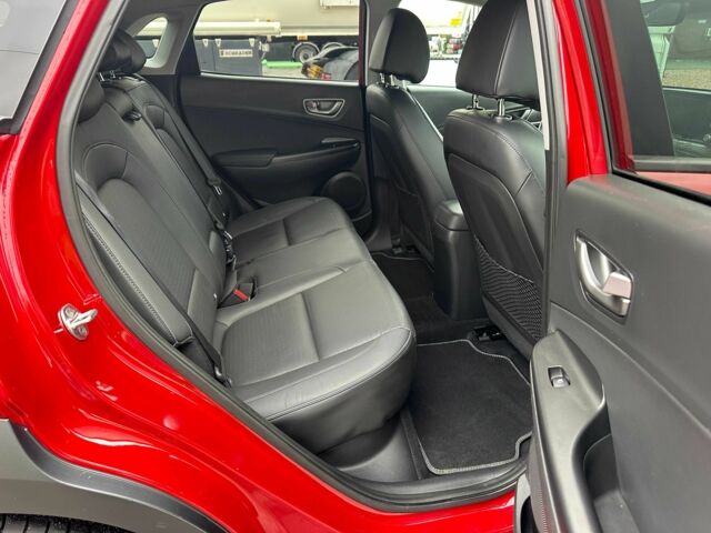 Красный Хендай Другая, объемом двигателя 0 л и пробегом 153 тыс. км за 16300 $, фото 10 на Automoto.ua