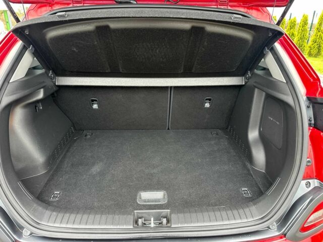 Красный Хендай Другая, объемом двигателя 0 л и пробегом 153 тыс. км за 16300 $, фото 6 на Automoto.ua