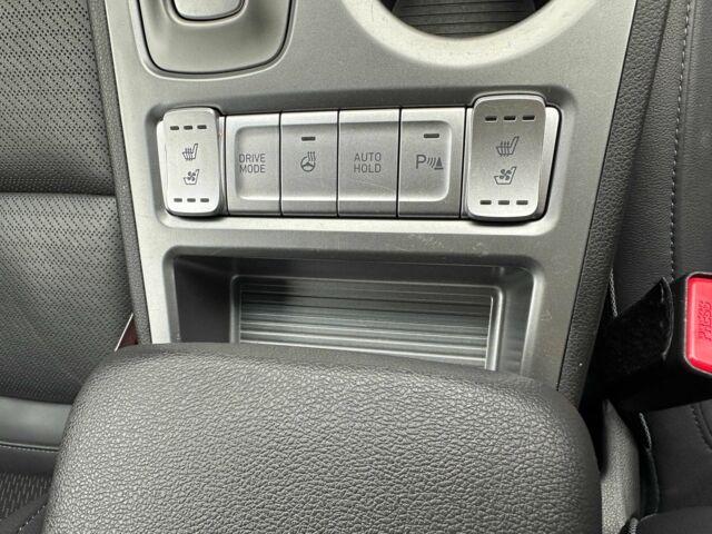 Красный Хендай Другая, объемом двигателя 0 л и пробегом 153 тыс. км за 16300 $, фото 13 на Automoto.ua