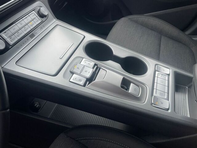 Красный Хендай Другая, объемом двигателя 0 л и пробегом 55 тыс. км за 15700 $, фото 18 на Automoto.ua