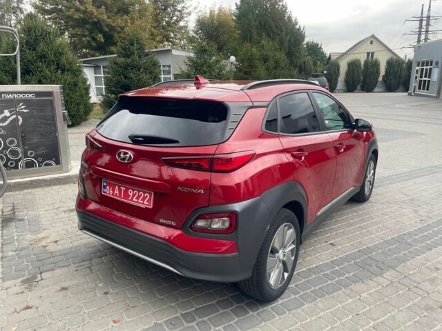 Красный Хендай Другая, объемом двигателя 0 л и пробегом 55 тыс. км за 15700 $, фото 5 на Automoto.ua