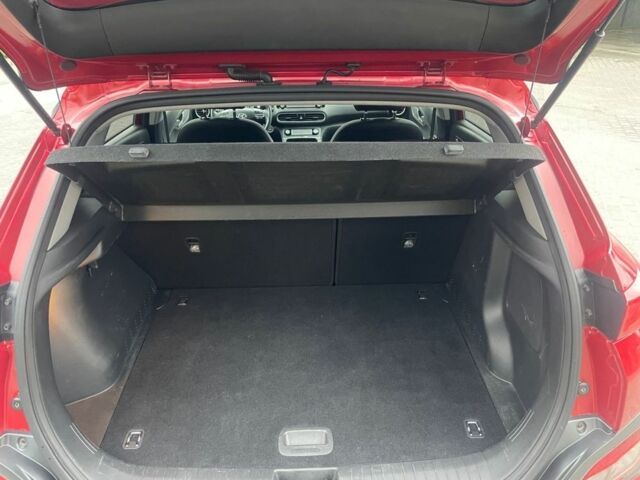 Красный Хендай Другая, объемом двигателя 0 л и пробегом 55 тыс. км за 15700 $, фото 23 на Automoto.ua