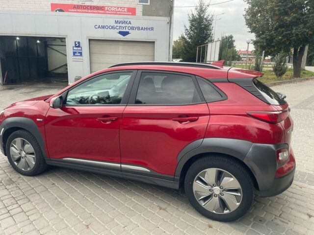 Красный Хендай Другая, объемом двигателя 0 л и пробегом 55 тыс. км за 15700 $, фото 6 на Automoto.ua