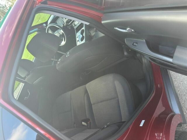 Красный Хендай Другая, объемом двигателя 0 л и пробегом 95 тыс. км за 20000 $, фото 4 на Automoto.ua