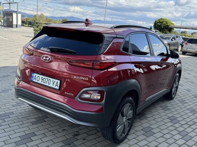 Красный Хендай Другая, объемом двигателя 0 л и пробегом 127 тыс. км за 403 $, фото 3 на Automoto.ua